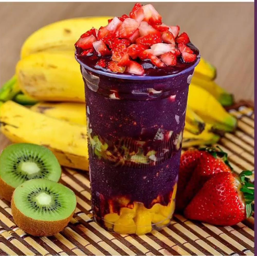 Açaí com frutas